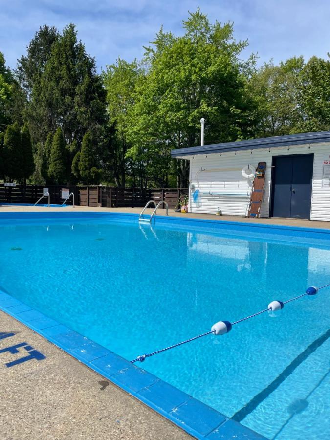 Starlite Resort Saugatuck Exterior foto