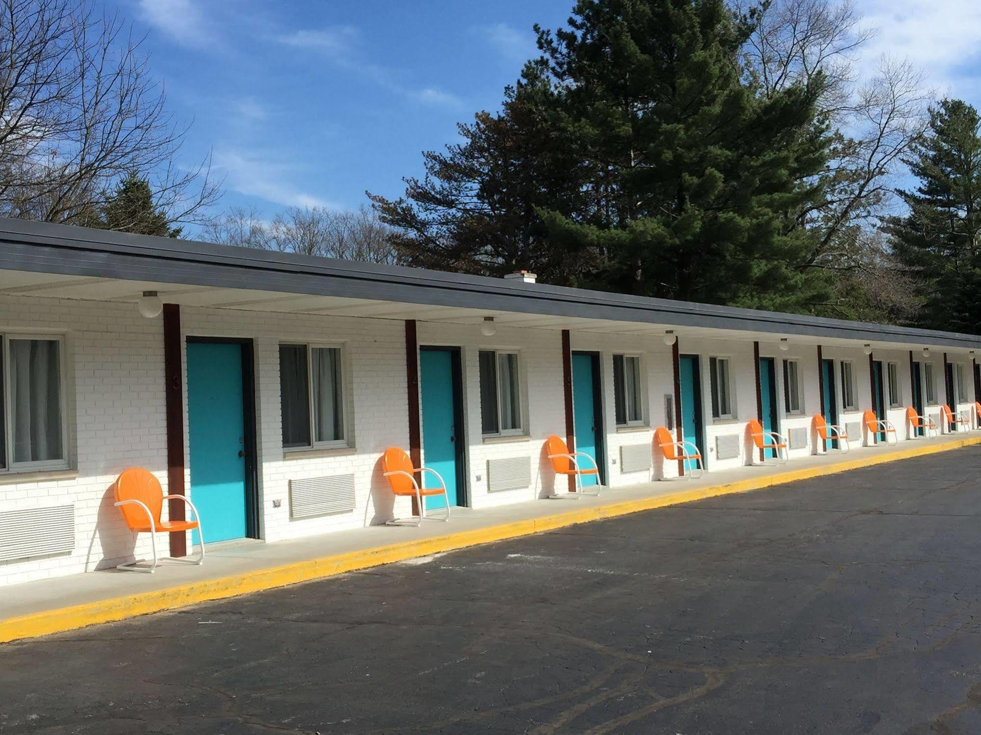 Starlite Resort Saugatuck Exterior foto