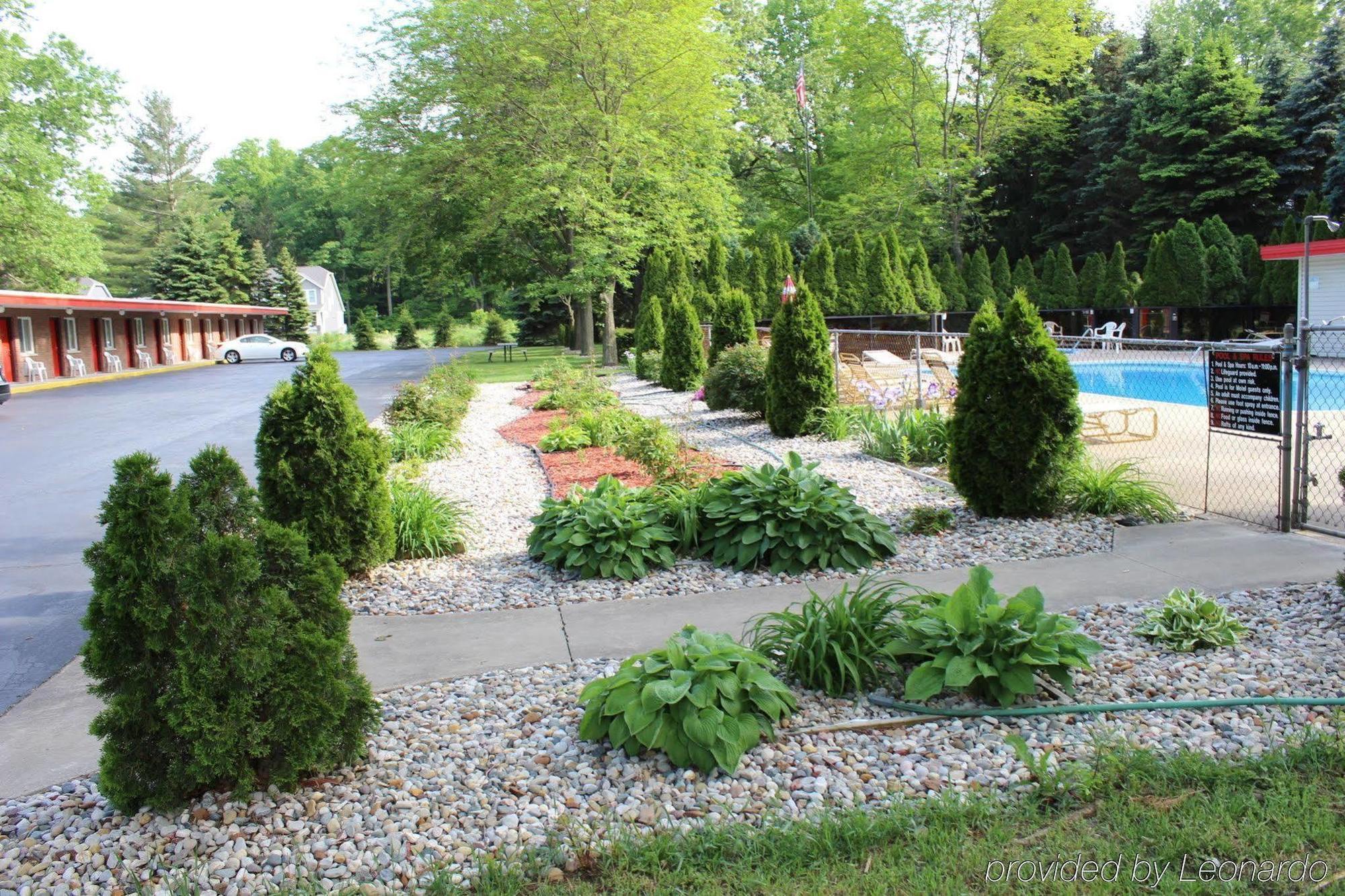 Starlite Resort Saugatuck Exterior foto